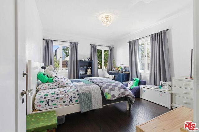 1248 N Everett Street, Glendale, CA 91207