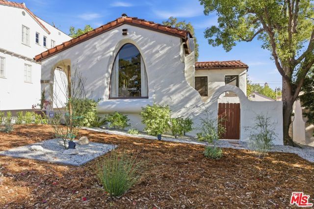 1248 N Everett Street, Glendale, CA 91207