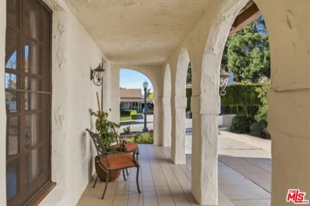 1248 N Everett Street, Glendale, CA 91207