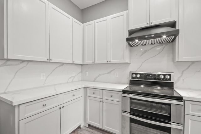 535 Corydon Drive, Houston, TX 77336