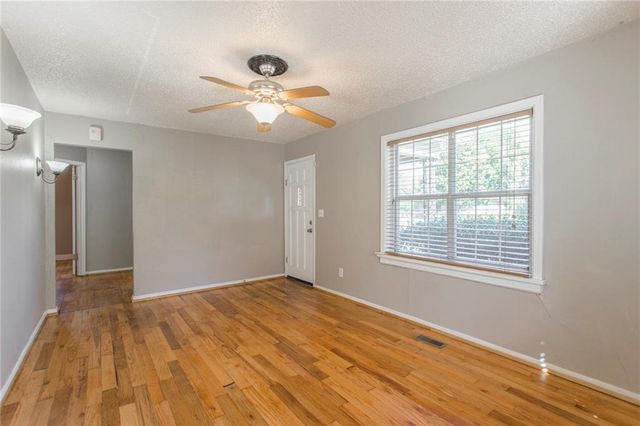 556 SW 52nd Street, Oklahoma City, OK 73109