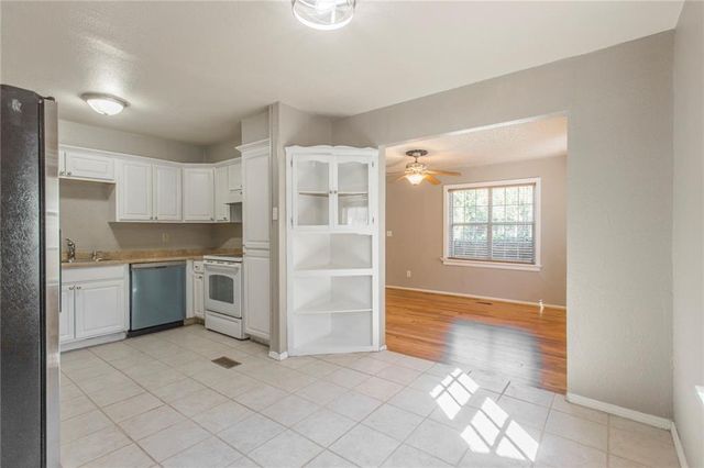 556 SW 52nd Street, Oklahoma City, OK 73109