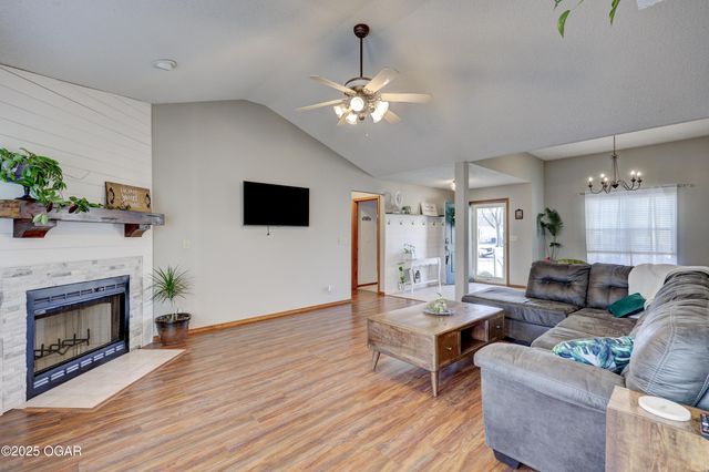 1019 Wilson Street, Webb City, MO 64870