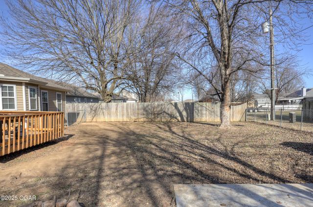 1019 Wilson Street, Webb City, MO 64870