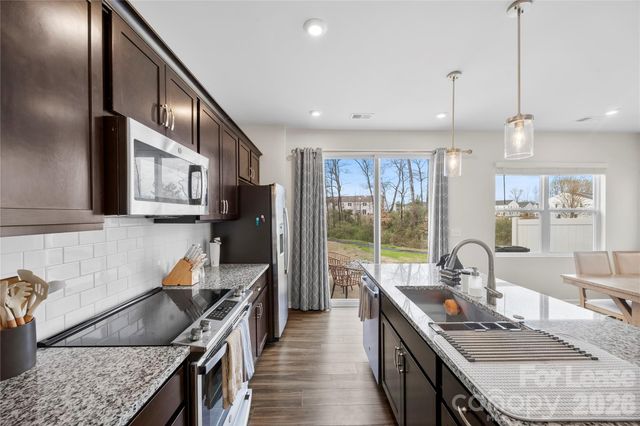 9049 Widden Way, Charlotte, NC 28269
