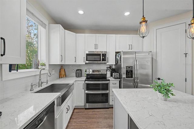1527 N MORGAN STREET, Tampa, FL 33602