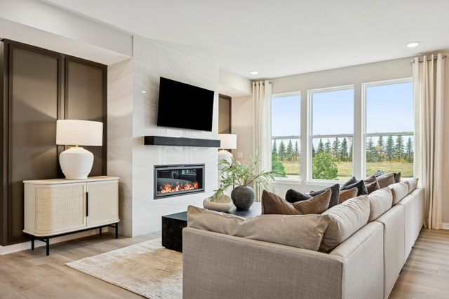 1587 Norbert Lane, Shakopee, MN 55379