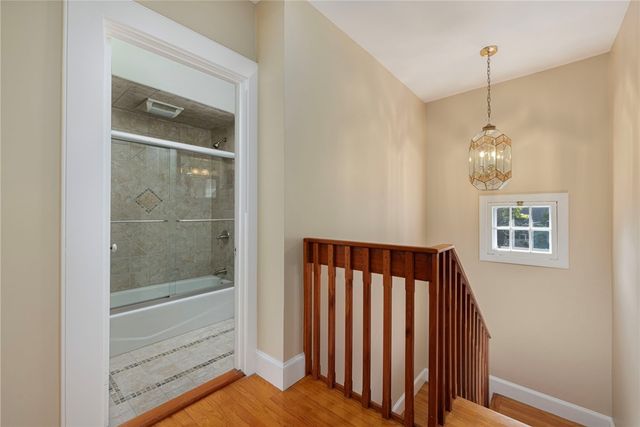 107 Old Beach Road 2, Newport, RI 02840