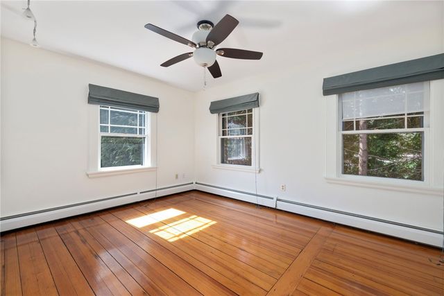 107 Old Beach Road 2, Newport, RI 02840