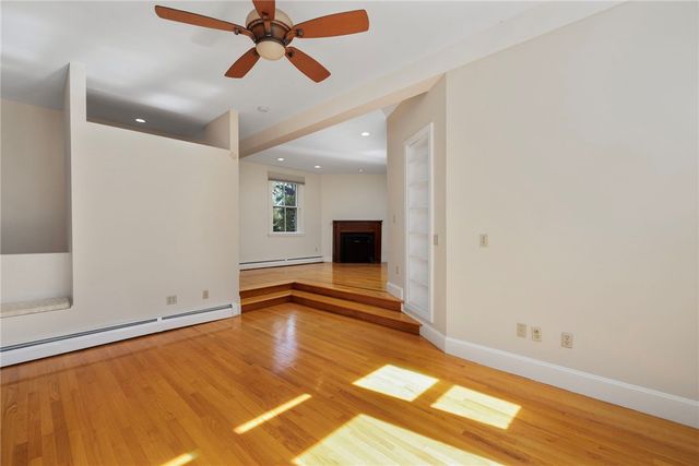 107 Old Beach Road 2, Newport, RI 02840