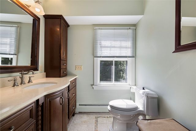 107 Old Beach Road 2, Newport, RI 02840