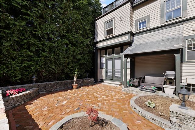 107 Old Beach Road 2, Newport, RI 02840