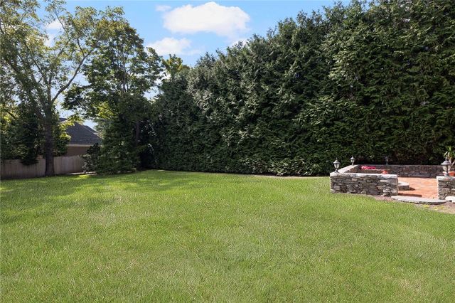 107 Old Beach Road 2, Newport, RI 02840