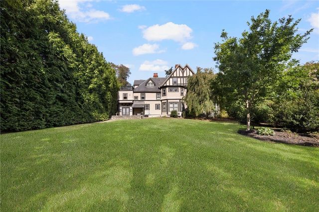 107 Old Beach Road 2, Newport, RI 02840