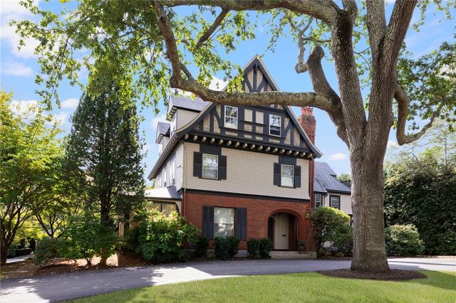 107 Old Beach Road 2, Newport, RI 02840