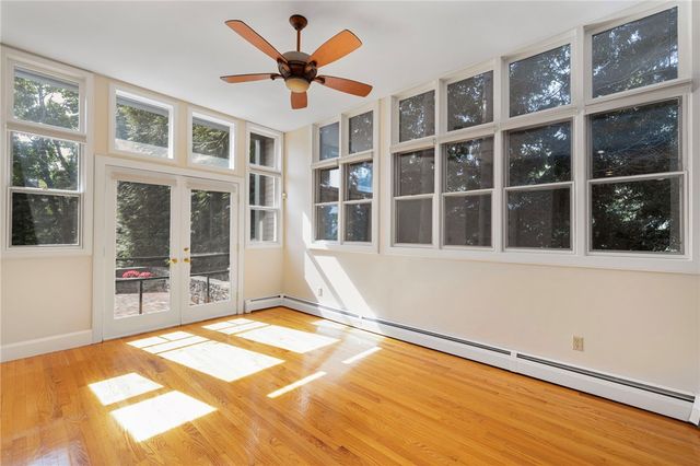 107 Old Beach Road 2, Newport, RI 02840