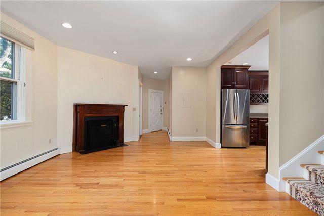 107 Old Beach Road 2, Newport, RI 02840