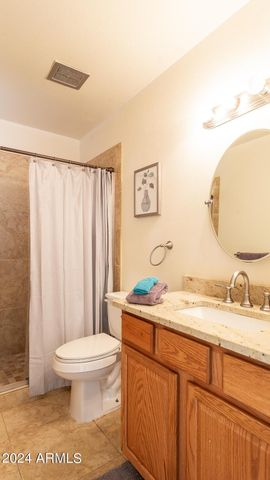 8357 E Thomas Road, Scottsdale, AZ 85251
