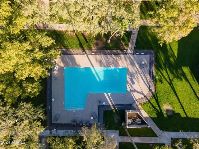 8357 E Thomas Road, Scottsdale, AZ 85251