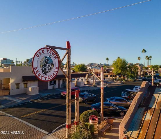 8357 E Thomas Road, Scottsdale, AZ 85251
