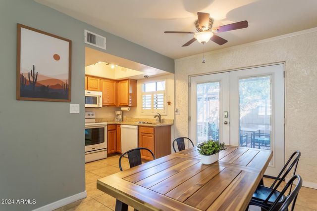 8357 E Thomas Road, Scottsdale, AZ 85251