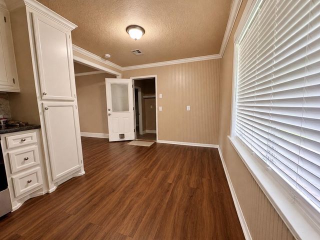 111 Mimosa, Lake Jackson, TX 77566