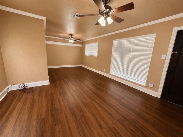 111 Mimosa, Lake Jackson, TX 77566