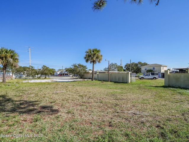 2814 S Harbor City Boulevard, Melbourne, FL 32901
