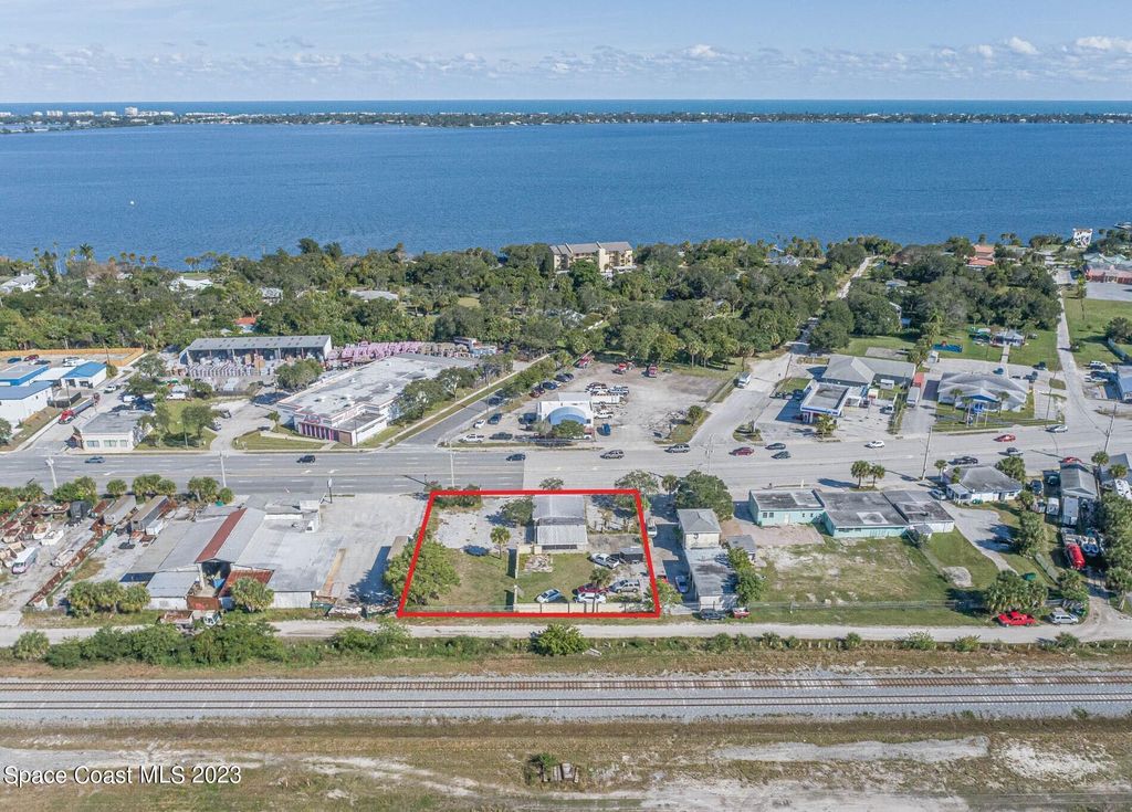 2814 S Harbor City Boulevard, Melbourne, FL 32901