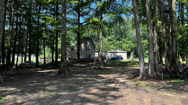 2390 CR 239 Road, Helena, AR 72342