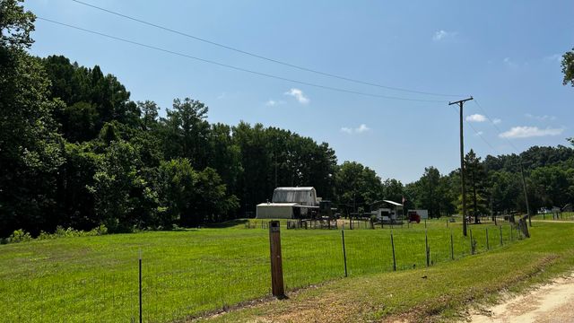 2390 CR 239 Road, Helena, AR 72342