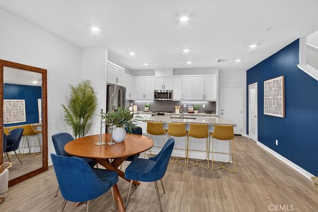 12113 Summer Ln, Whittier, CA 90602