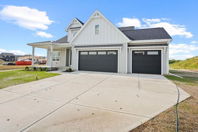 1421 Stonehaven Drive, Sun Prairie, WI 53590
