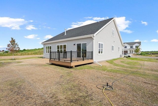1421 Stonehaven Drive, Sun Prairie, WI 53590