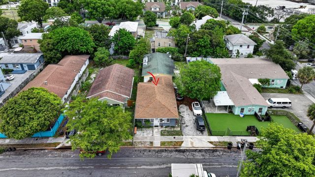 807 14th Street, West Palm Beach, FL 33401