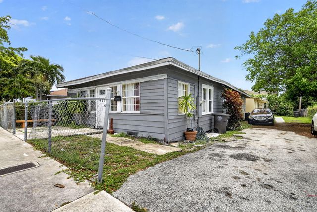 807 14th Street, West Palm Beach, FL 33401