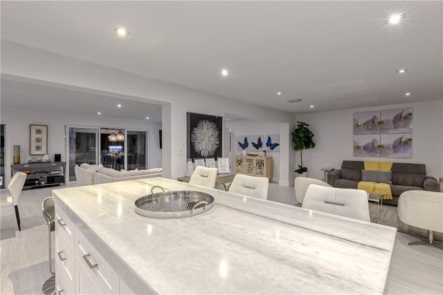 1800 SE Admirals Way, Fort Lauderdale, FL 33316