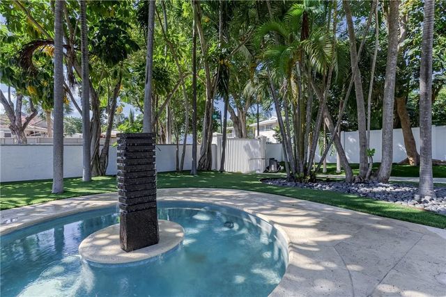 1800 SE Admirals Way, Fort Lauderdale, FL 33316