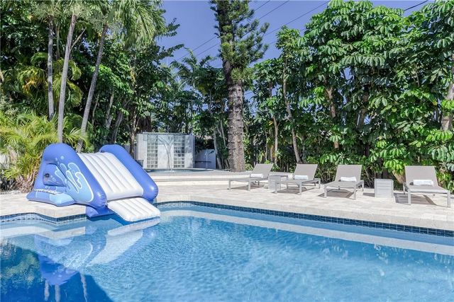 1800 SE Admirals Way, Fort Lauderdale, FL 33316