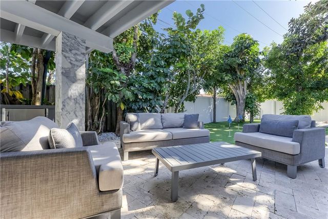 1800 SE Admirals Way, Fort Lauderdale, FL 33316