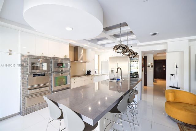 11143 NW 72nd Ter, Doral, FL 33178