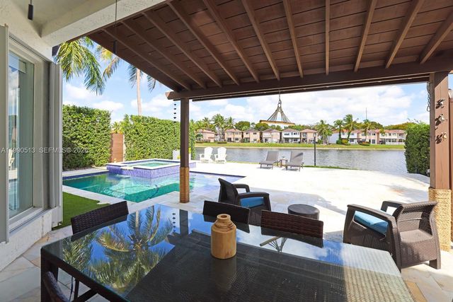 11143 NW 72nd Ter, Doral, FL 33178