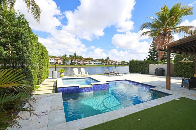 11143 NW 72nd Ter, Doral, FL 33178