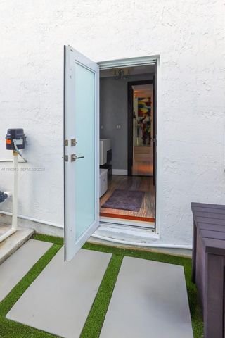 11143 NW 72nd Ter, Doral, FL 33178