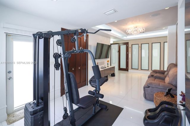 11143 NW 72nd Ter, Doral, FL 33178