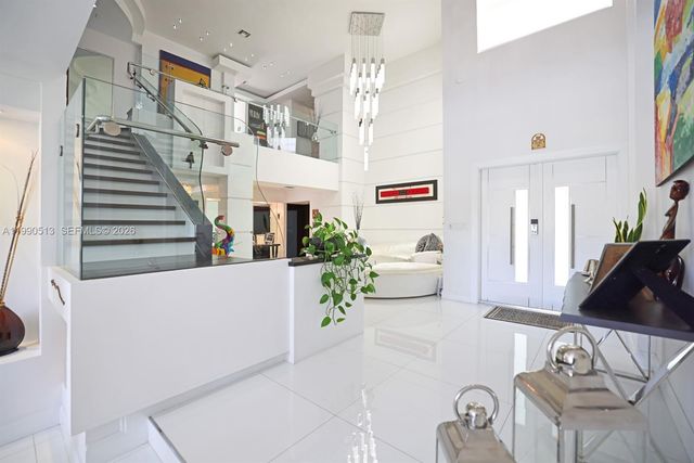 11143 NW 72nd Ter, Doral, FL 33178