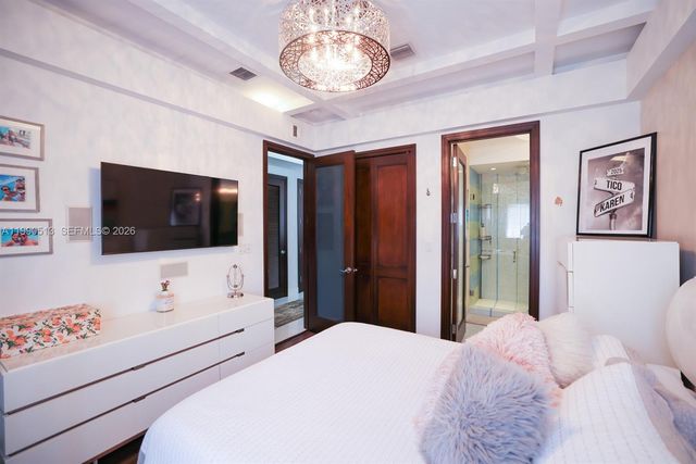 11143 NW 72nd Ter, Doral, FL 33178