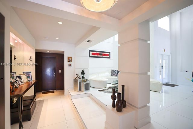 11143 NW 72nd Ter, Doral, FL 33178