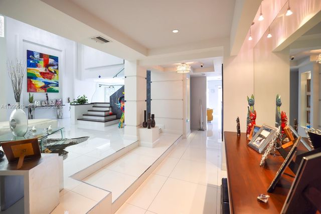 11143 NW 72nd Ter, Doral, FL 33178