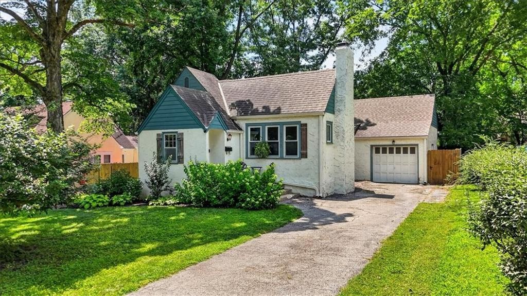 5718 Maple Street, Mission, KS 66202
